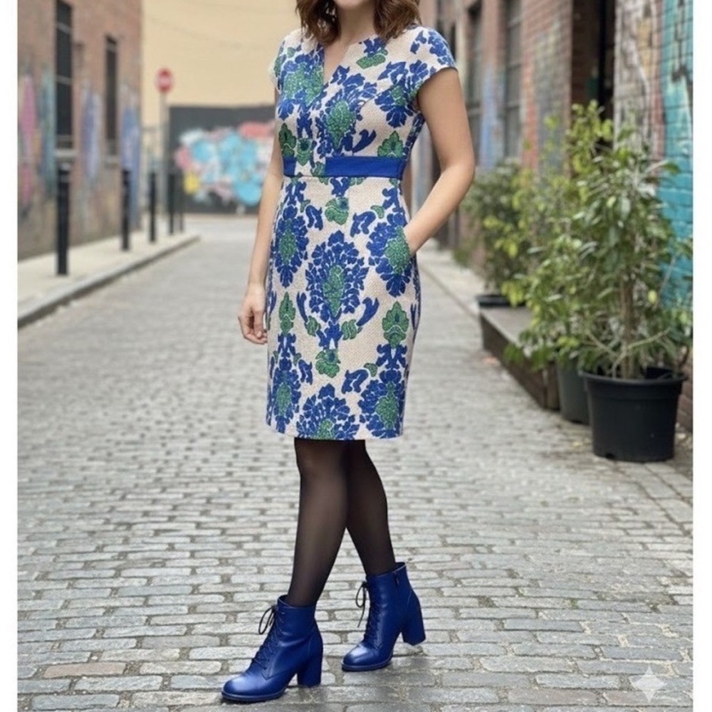 Boden Tapestry Notch Neck Shift Dress Floral Print Size 4L Short Sleeve Lined